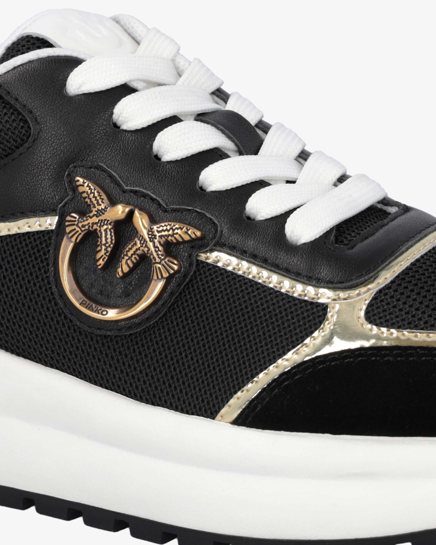 Sneakers with logo and mirror-finish details