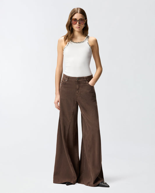 Super-wide-leg jeans