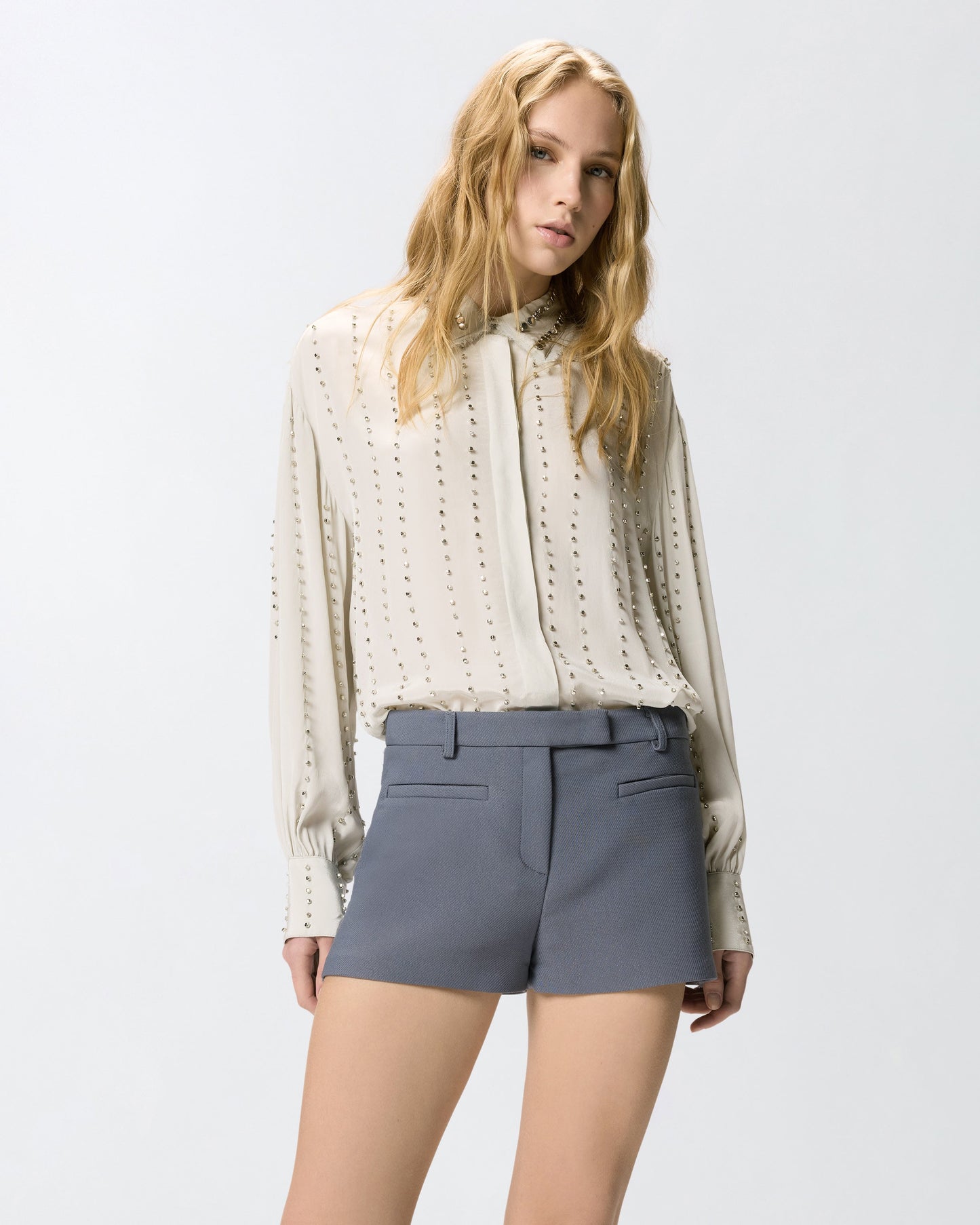 Lightweight shirt with jewel stripes