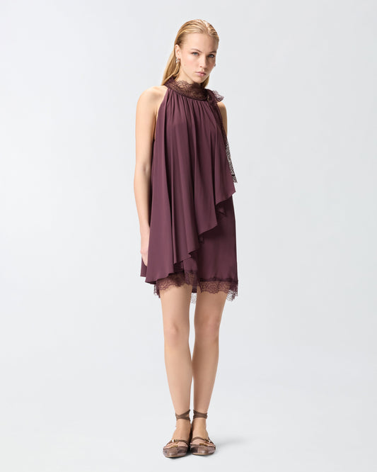 Dress in crêpe de Chine with lace inserts