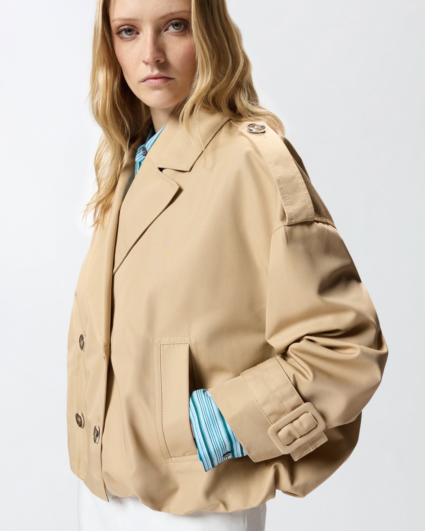Short double-breasted trench coat