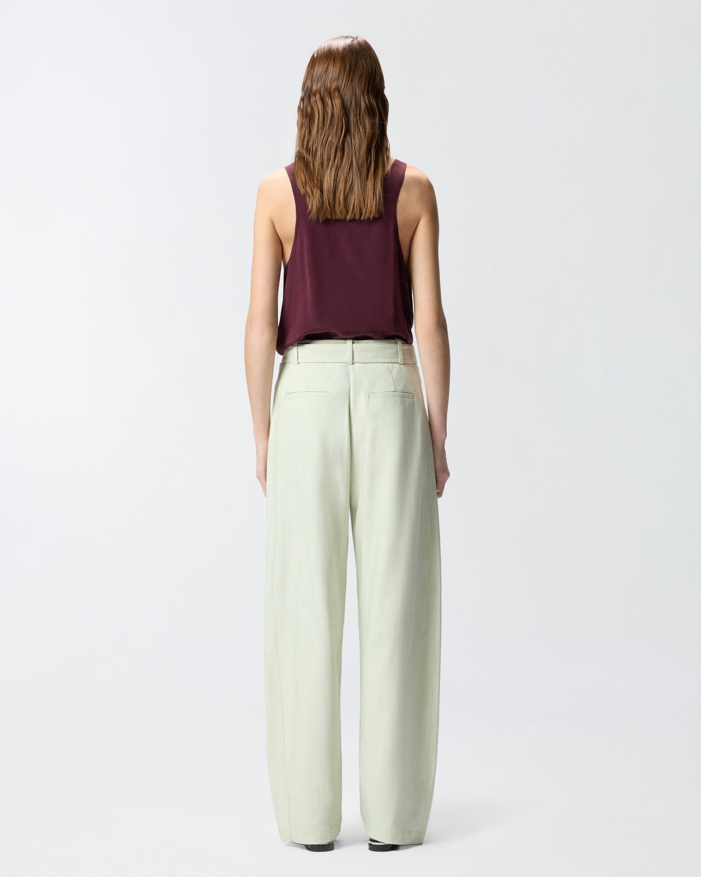 Trousers with belt