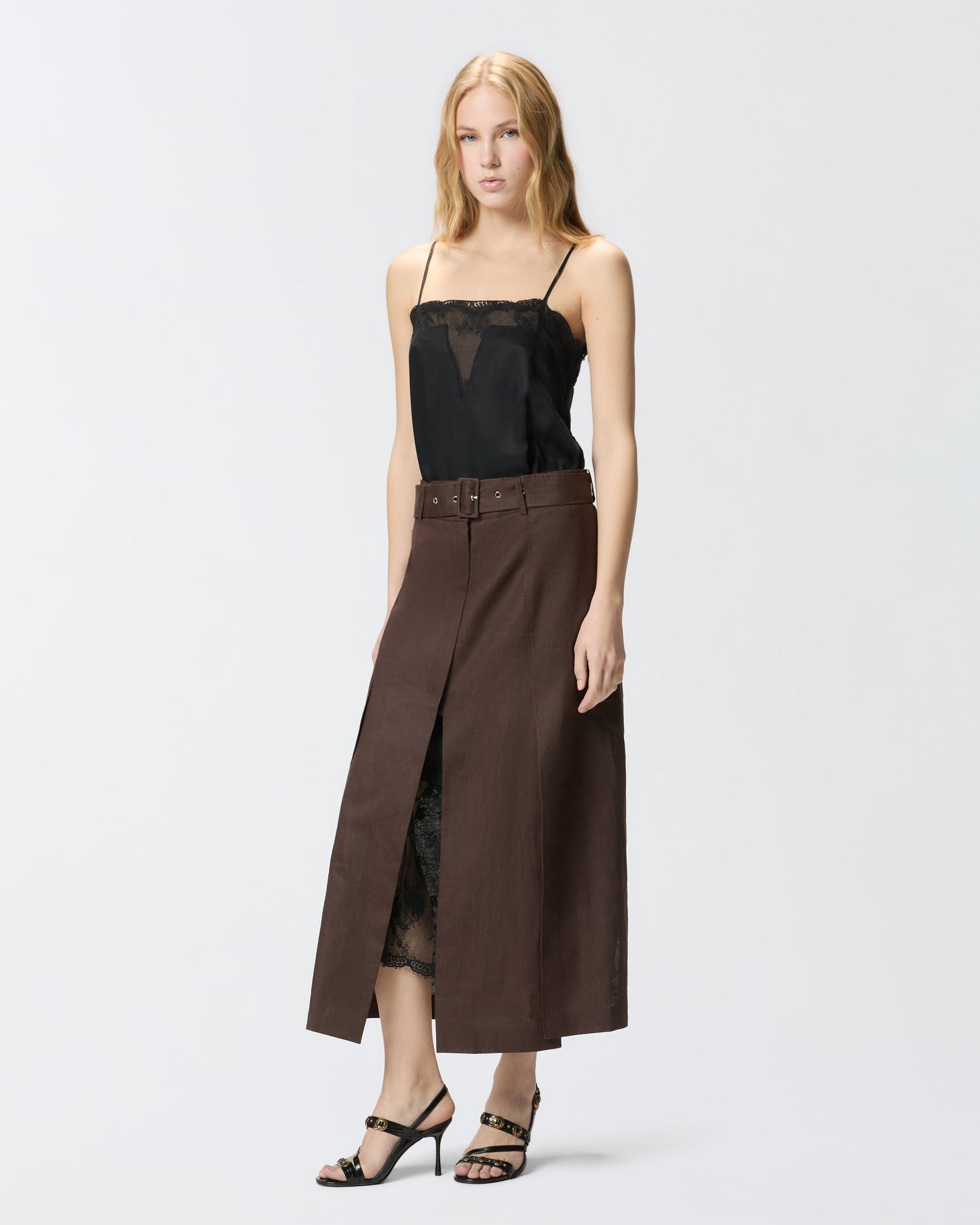 Midi dress with in linen with lace top