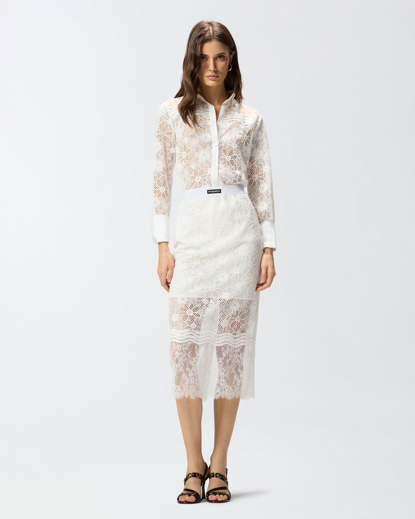 Midi skirt in lace with slits