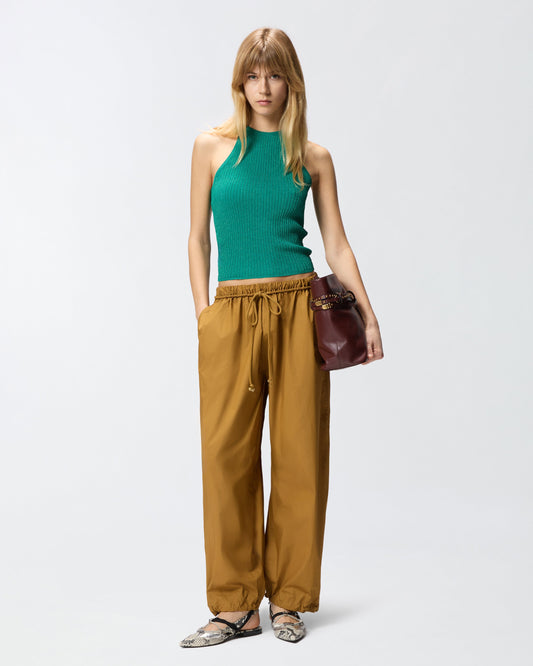 Off-the-shoulder top with neck fastening