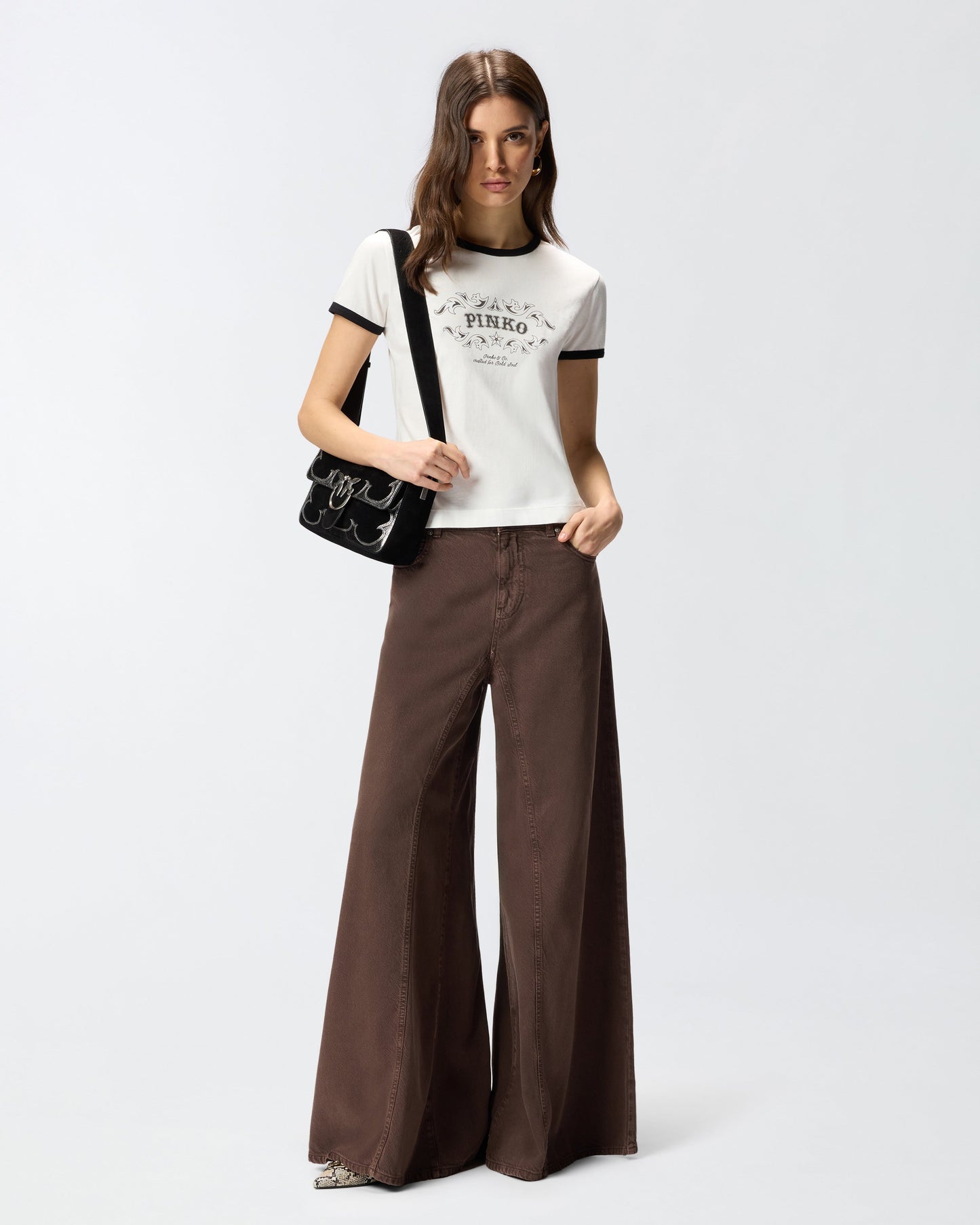T-shirt with logo print