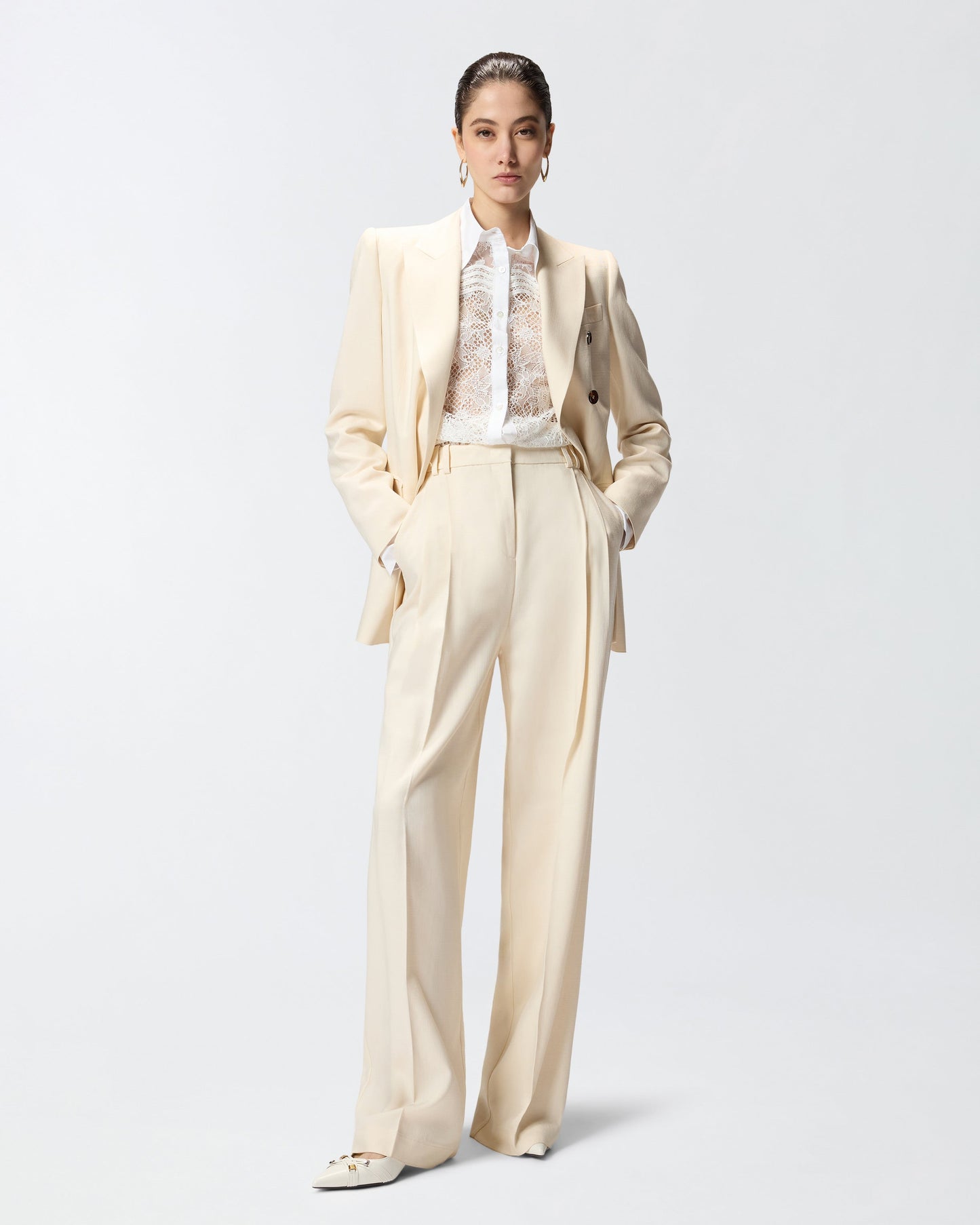 Double-breasted jacket with pockets