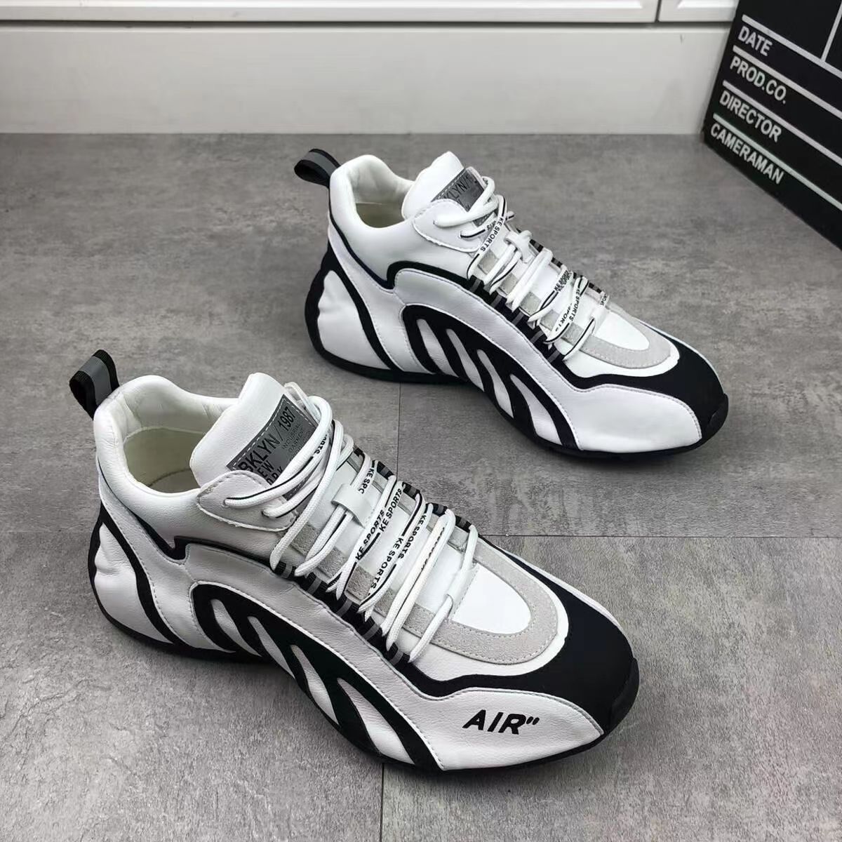 Atmungsaktive Herren-Laufschuhe mit weicher Sohle