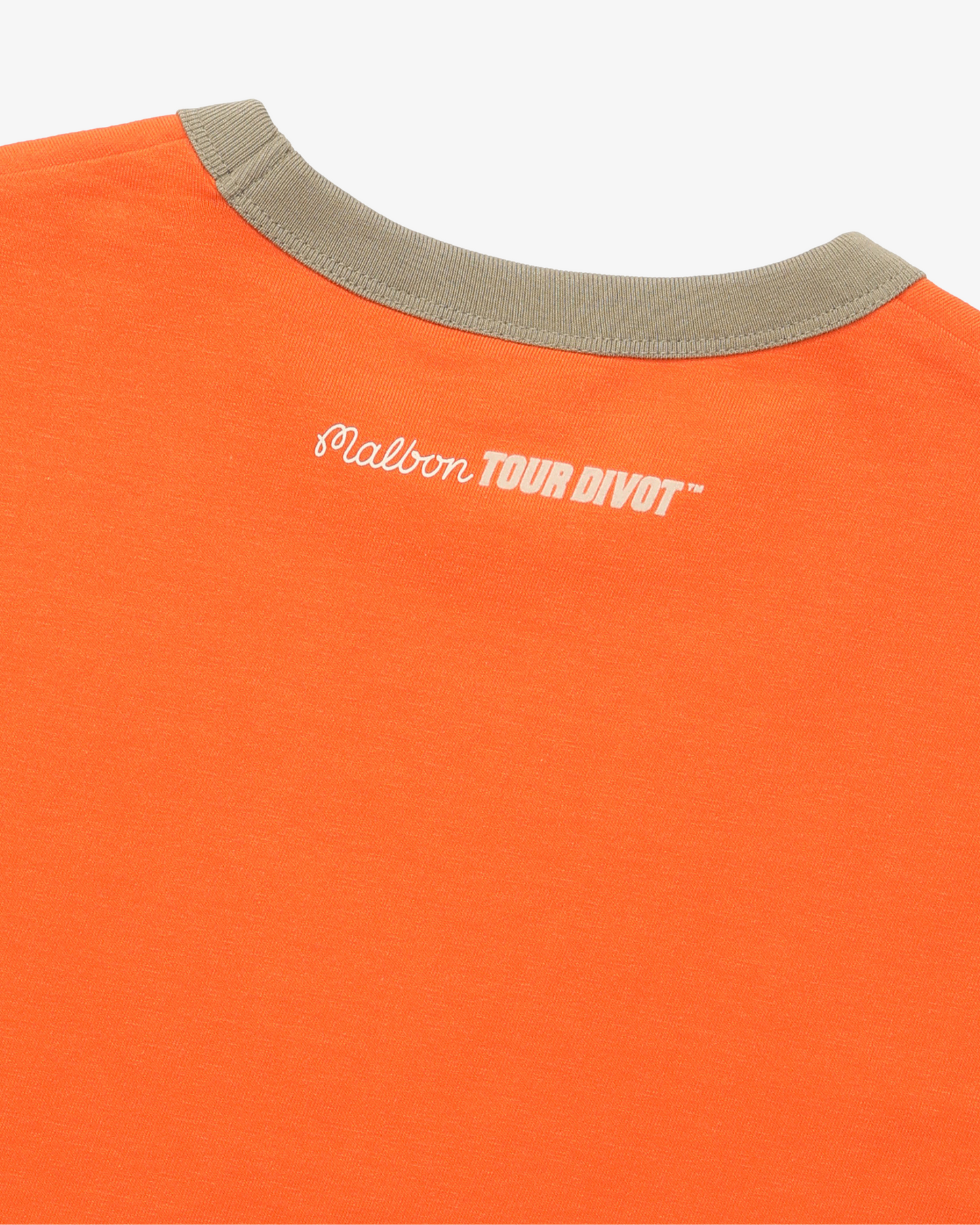 STUDIO SEOUL TOUR DIVOT TEE